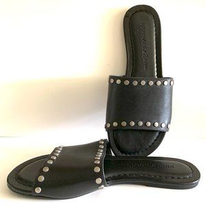 Bernardo Icon Womens 8M Black Studded Leather Slides Sandals EUC